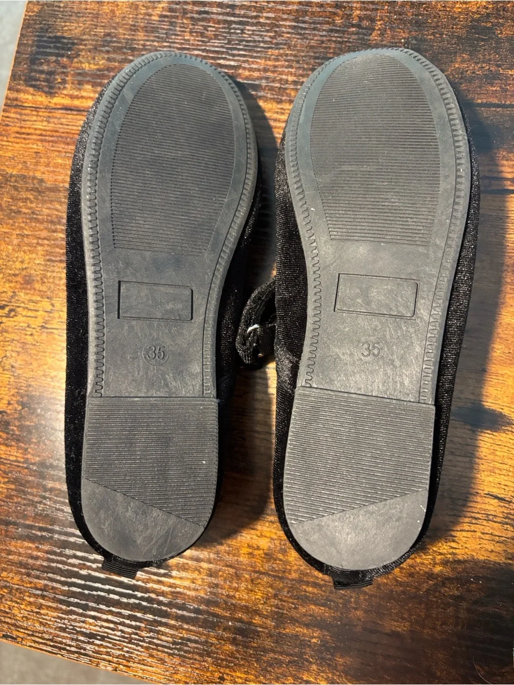 Black Mary Jane Flats Girls 3.5 NWOT Fever Sole
